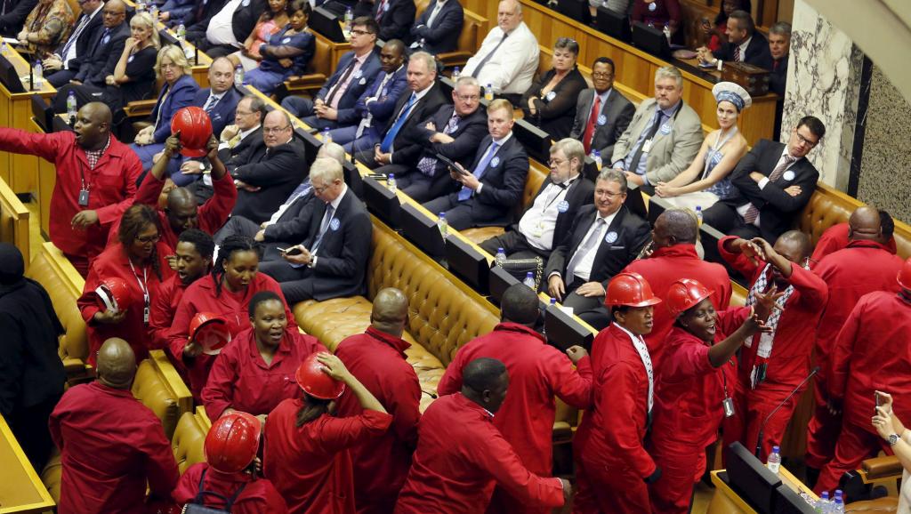 AFRIQUE DU SUD : Jacob Zuma pris à partie au Parlement